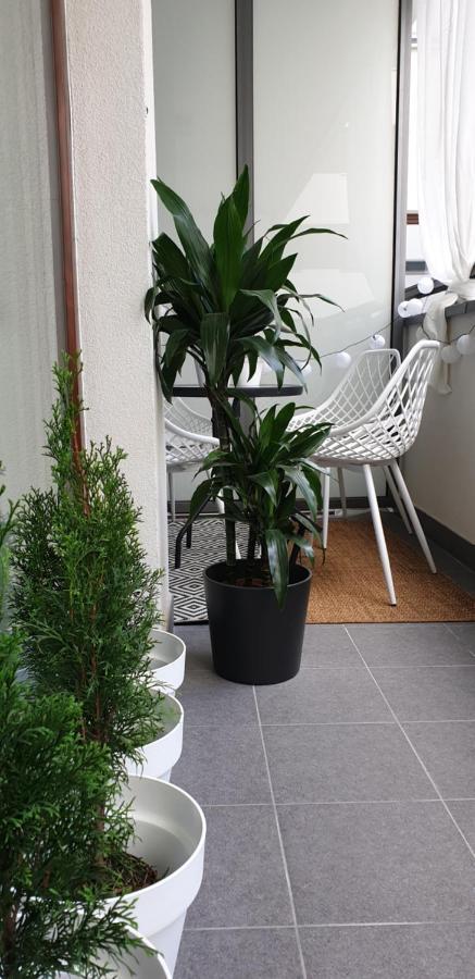 Bit Eccentric With The Balcony Apartamento Varsovia Exterior foto